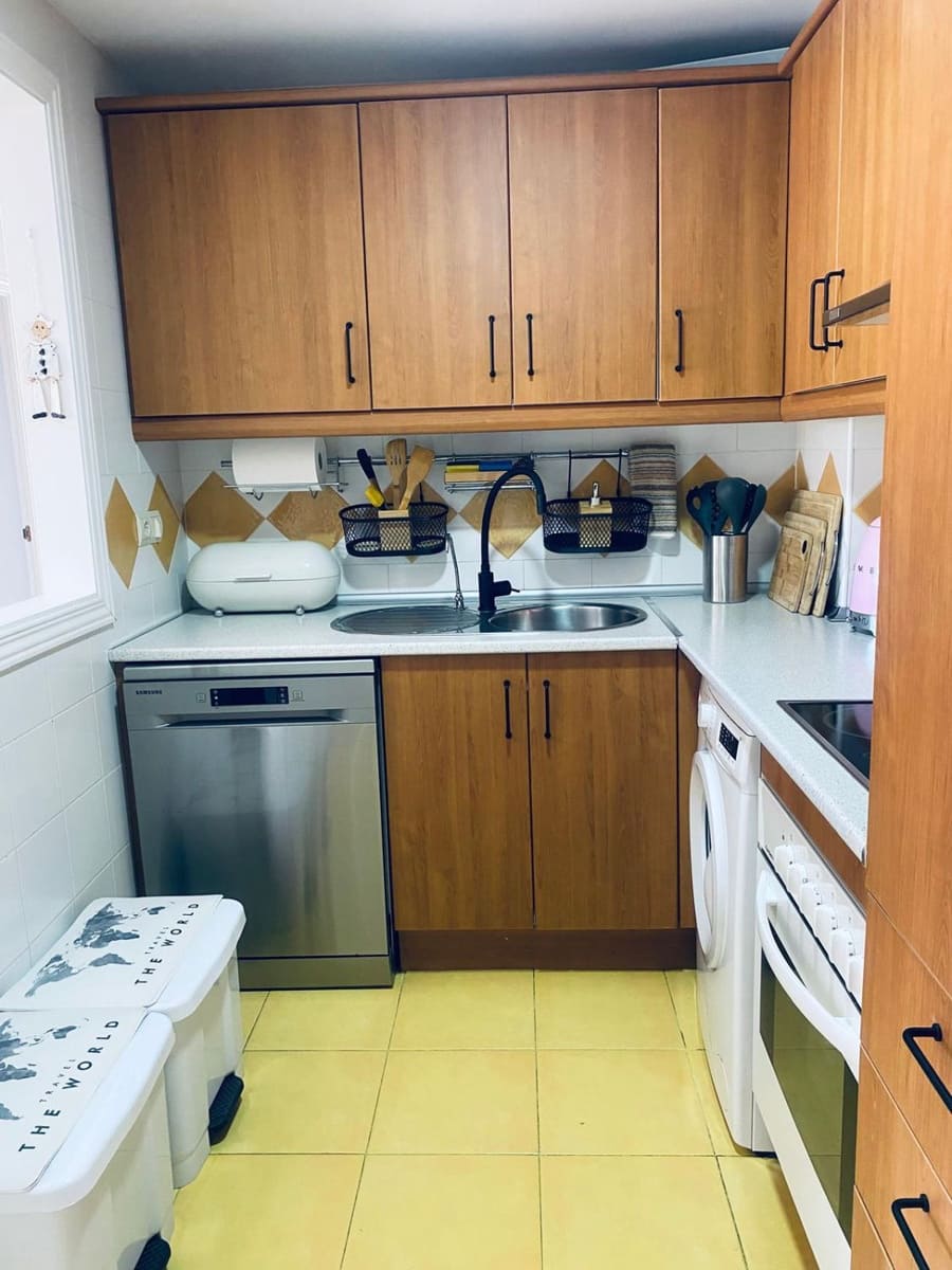 3 sovrum Lägenhet att hyra i Marbella - 3 000 € (Ref: 9690309)