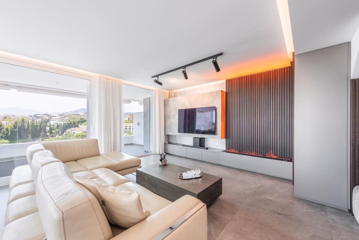 3 sypialnia Penthouse na sprzedaż w La Quinta z garażem - 1 450 000 € (Ref: 9694882)