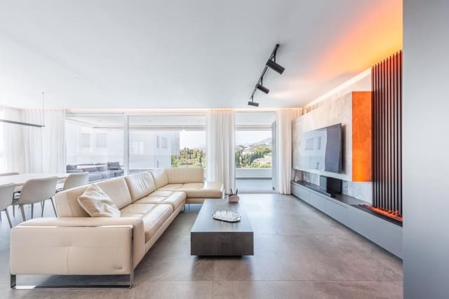 3 sypialnia Penthouse na sprzedaż w La Quinta, Benahavís z garażem - 1 450 000 € (Ref: 9694882)