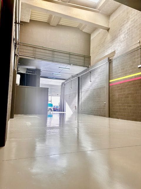 2 sypialnia Biznes do wynajęcia w Nueva Andalucia - 3 800 € (Ref: 9763576)