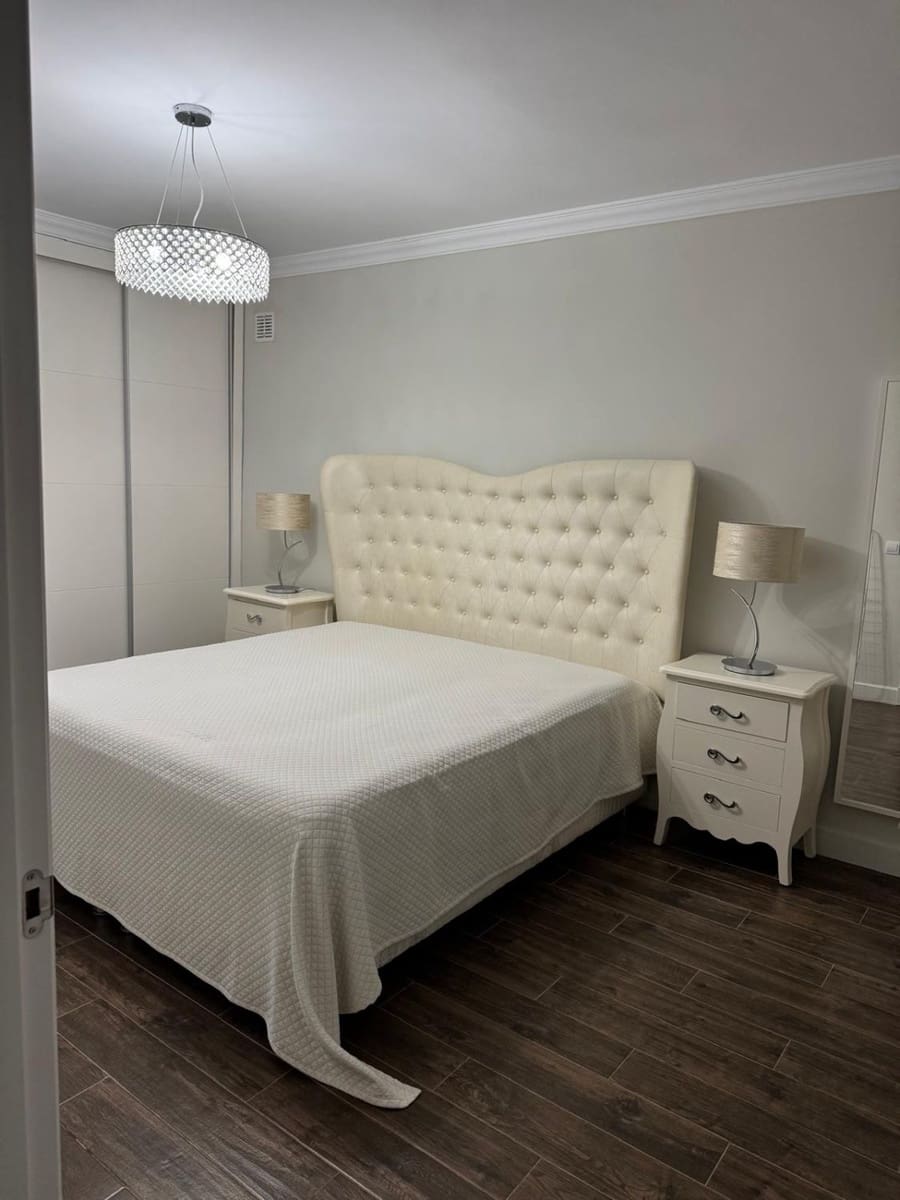 4 camera da letto Villa da affittare in El Faro con piscina - 5.000 € (Rif: 9780414)