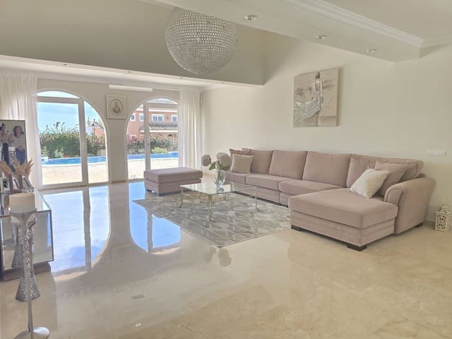 4 camera da letto Villa da affittare in El Faro, Mijas con piscina - 5.000 € (Rif: 9780414)