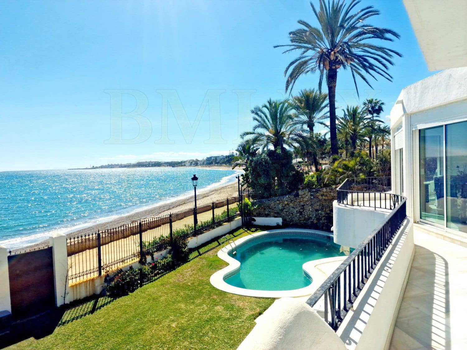 5 Zimmer Villa zu vermieten in Golden Mile mit Pool Garage - 12.500 € (Ref: 9804155)