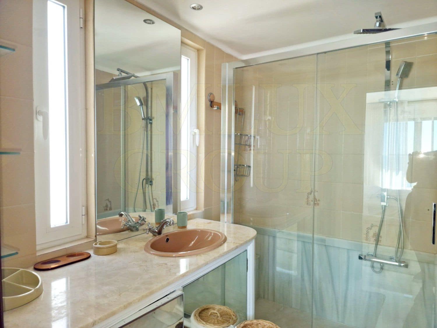 5 Zimmer Villa zu vermieten in Golden Mile mit Pool Garage - 12.500 € (Ref: 9804155)