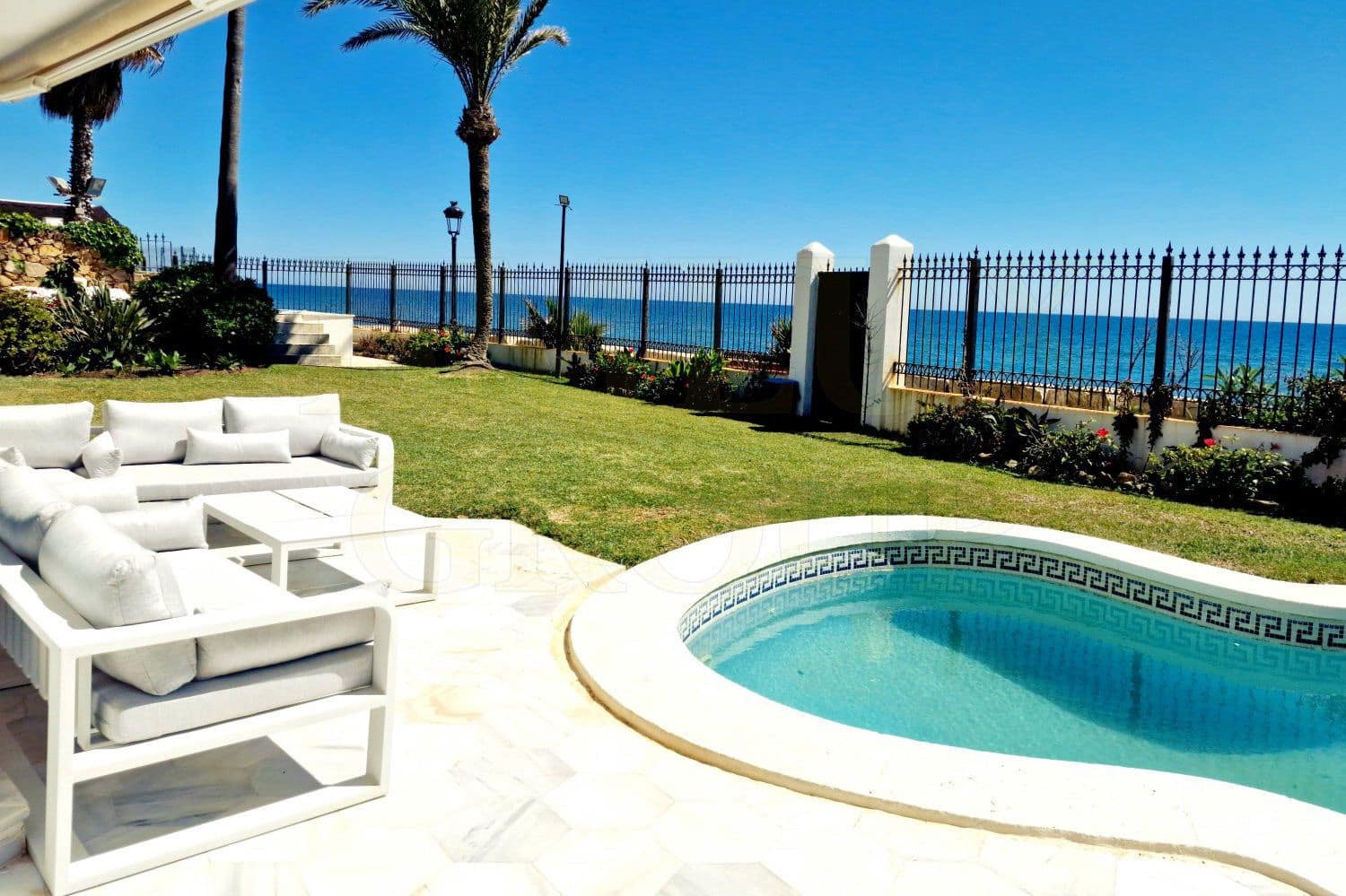 5 Zimmer Villa zu vermieten in Golden Mile mit Pool Garage - 12.500 € (Ref: 9804155)