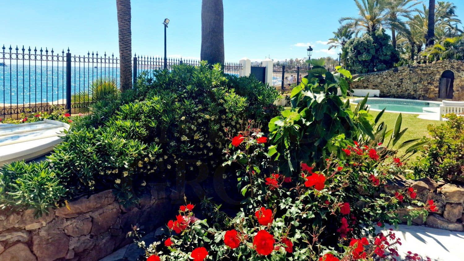 5 Zimmer Villa zu vermieten in Golden Mile mit Pool Garage - 12.500 € (Ref: 9804155)