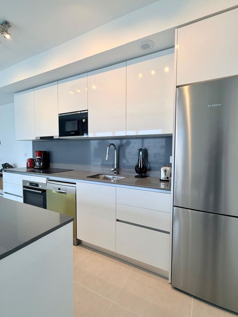 3 sypialnia Apartament do wynajęcia w Cancelada z basenem garażem - 3 500 € (Ref: 9807875)