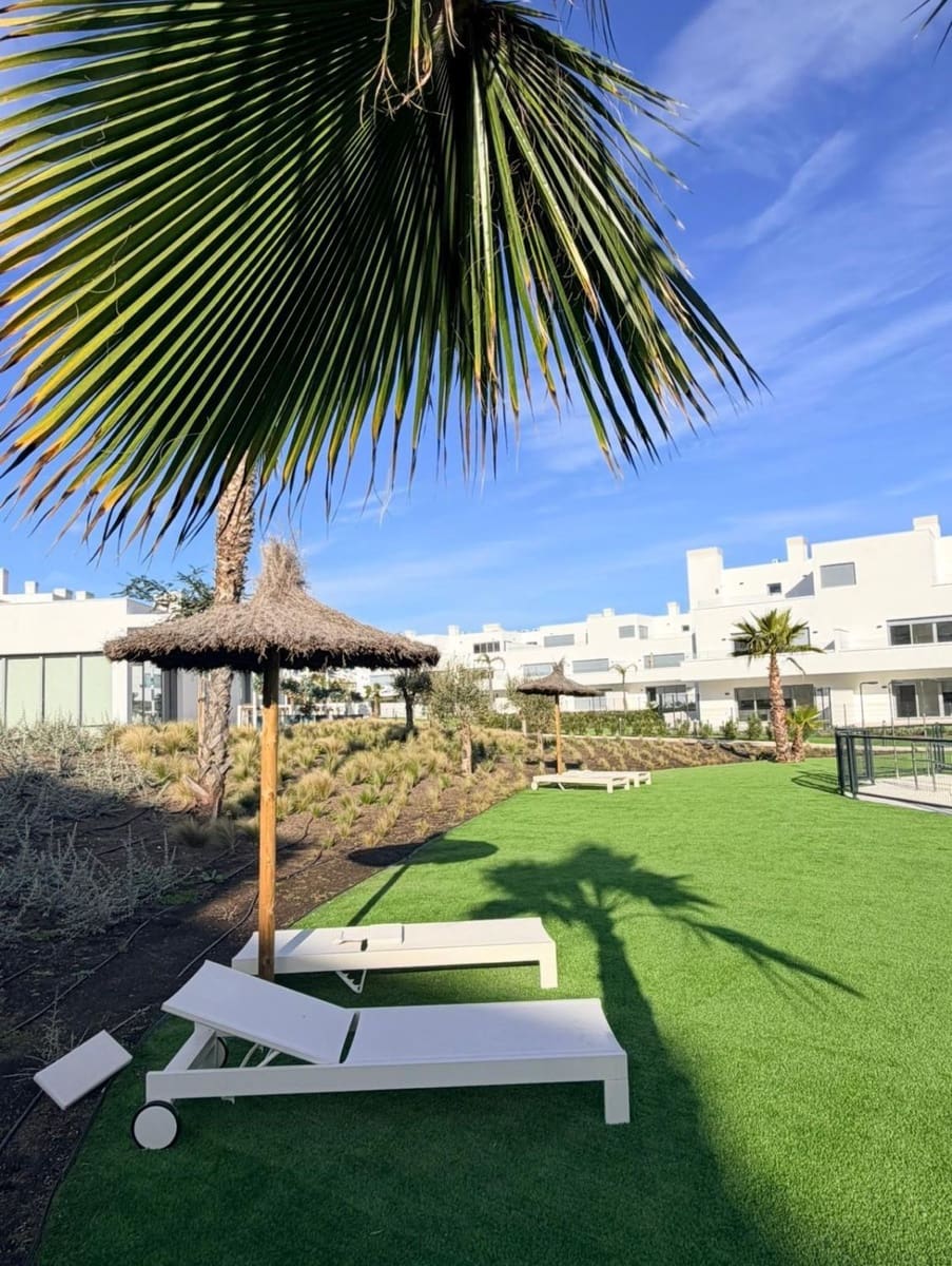 3 sypialnia Apartament do wynajęcia w Cancelada z basenem garażem - 3 500 € (Ref: 9807875)