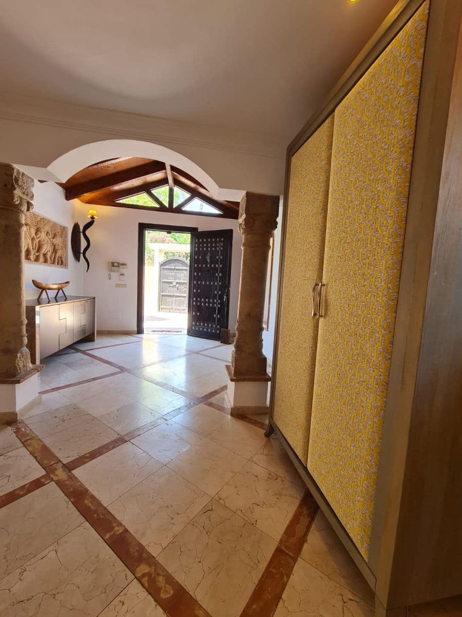 3 bedroom Villa for rent in Cancelada with pool garage - € 6,000 (Ref: 9842780)