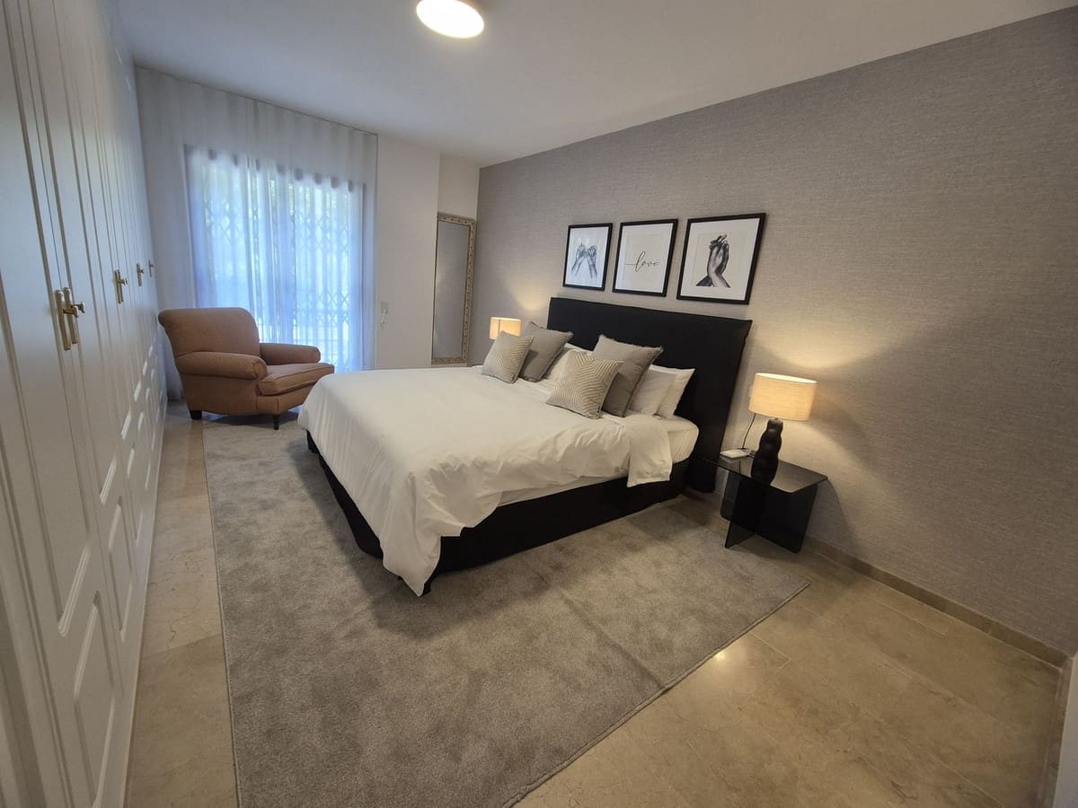 3 bedroom Apartment for rent in Marbella with pool garage - € 3,500 (Ref: 9845278)