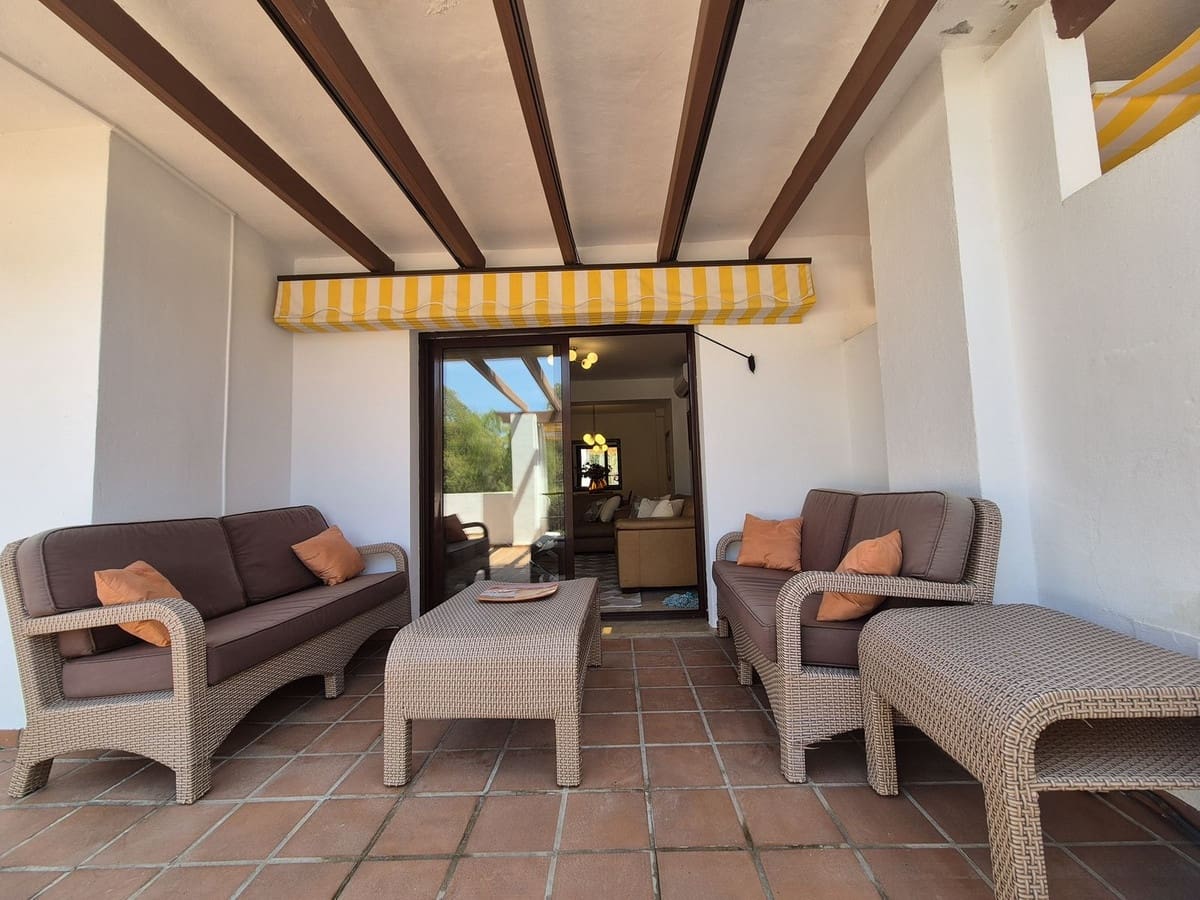 3 bedroom Apartment for rent in Marbella with pool garage - € 3,500 (Ref: 9845278)