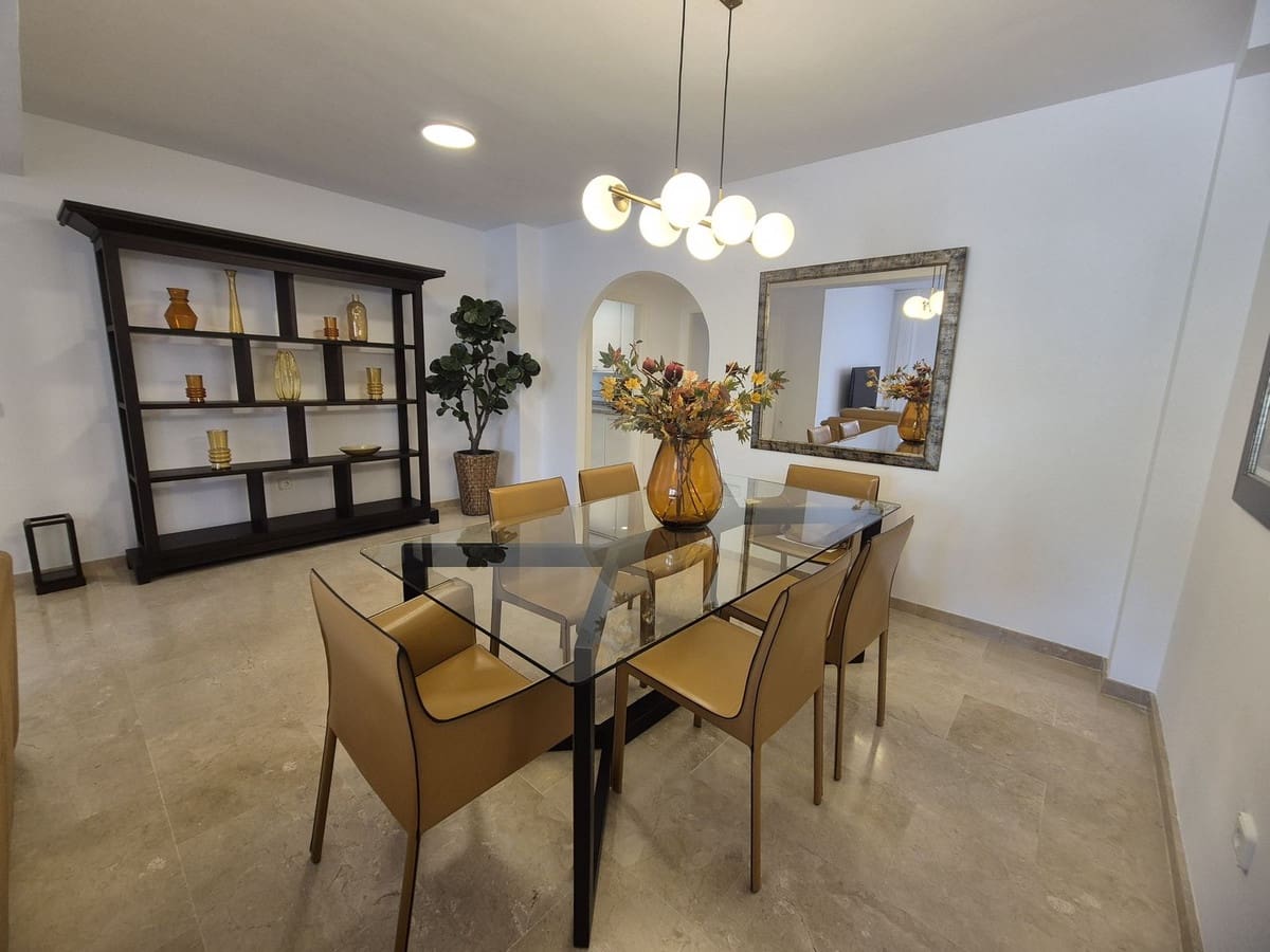 3 bedroom Apartment for rent in Marbella with pool garage - € 3,500 (Ref: 9845278)