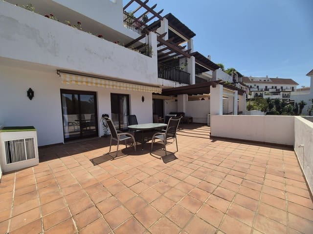 3 sovrum Lägenhet att hyra i Lomas De Marbella, Marbella med pool garage - 3 500 € (Ref: 9845278)