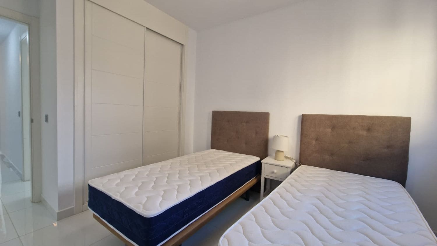2 bedroom Apartment for sale in Marbella - € 550,000 (Ref: 9851005)