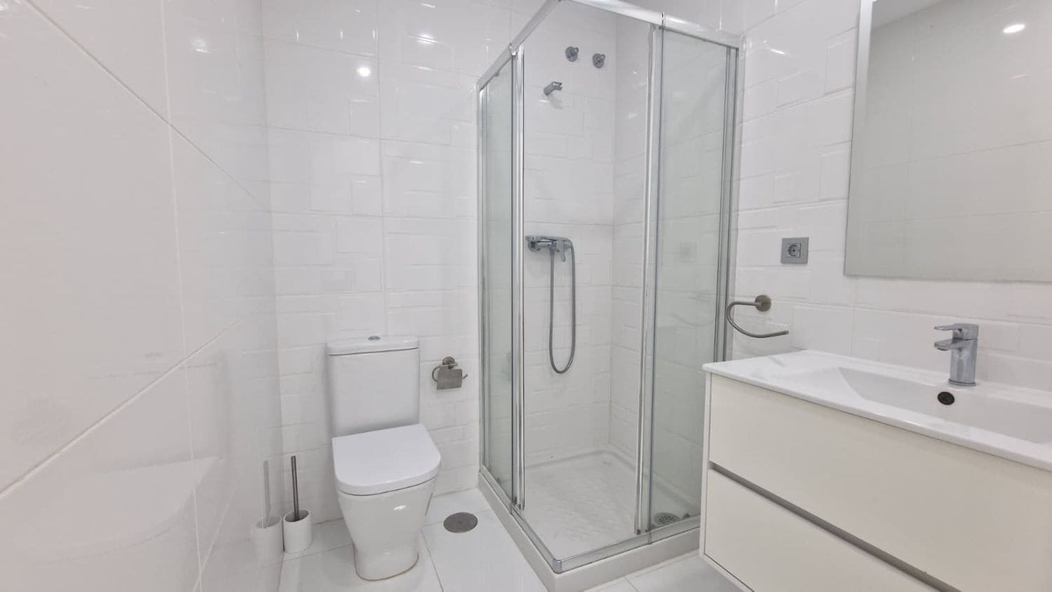 2 bedroom Apartment for sale in Marbella - € 550,000 (Ref: 9851005)