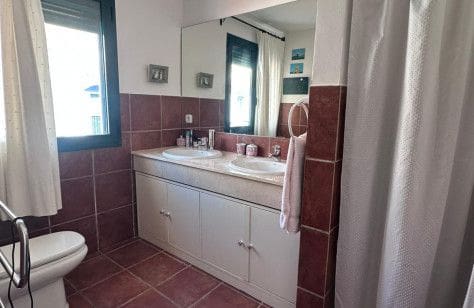 4 soveværelse Rækkehus til salg i Marbella - € 980.000 (Ref: 9851006)