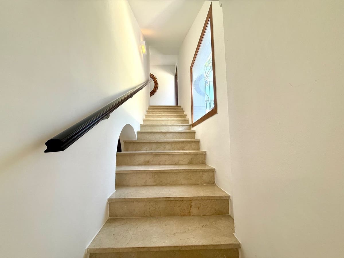 6 slaapkamer Villa te huur in Guadalmina met zwembad garage - € 13.000 (Ref: 9851008)