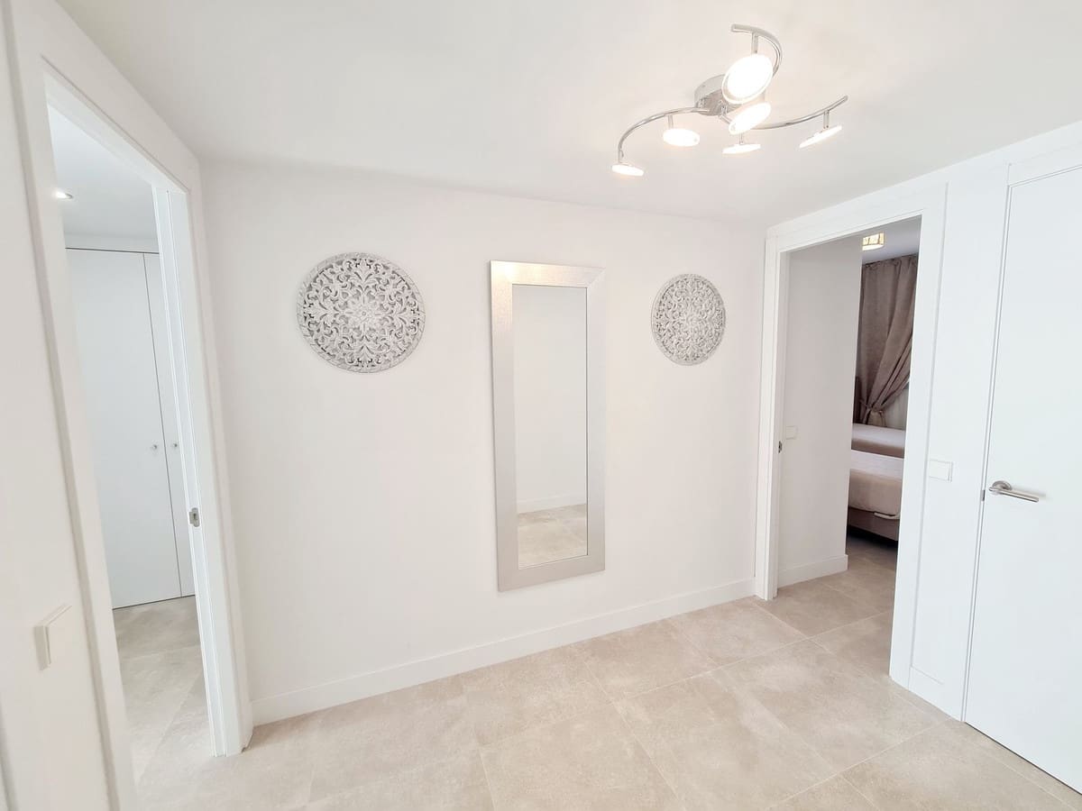 3 makuuhuone Rivitalo vuokrattavana paikassa Mijas Costa mukana uima-altaan 
autotalli - 3 600 € (Ref: 9873130)