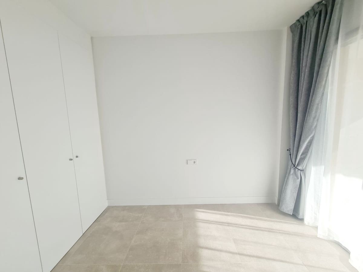 3 makuuhuone Rivitalo vuokrattavana paikassa Mijas Costa mukana uima-altaan 
autotalli - 3 600 € (Ref: 9873130)