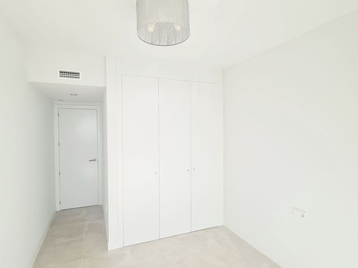 3 makuuhuone Rivitalo vuokrattavana paikassa Mijas Costa mukana uima-altaan 
autotalli - 3 600 € (Ref: 9873130)