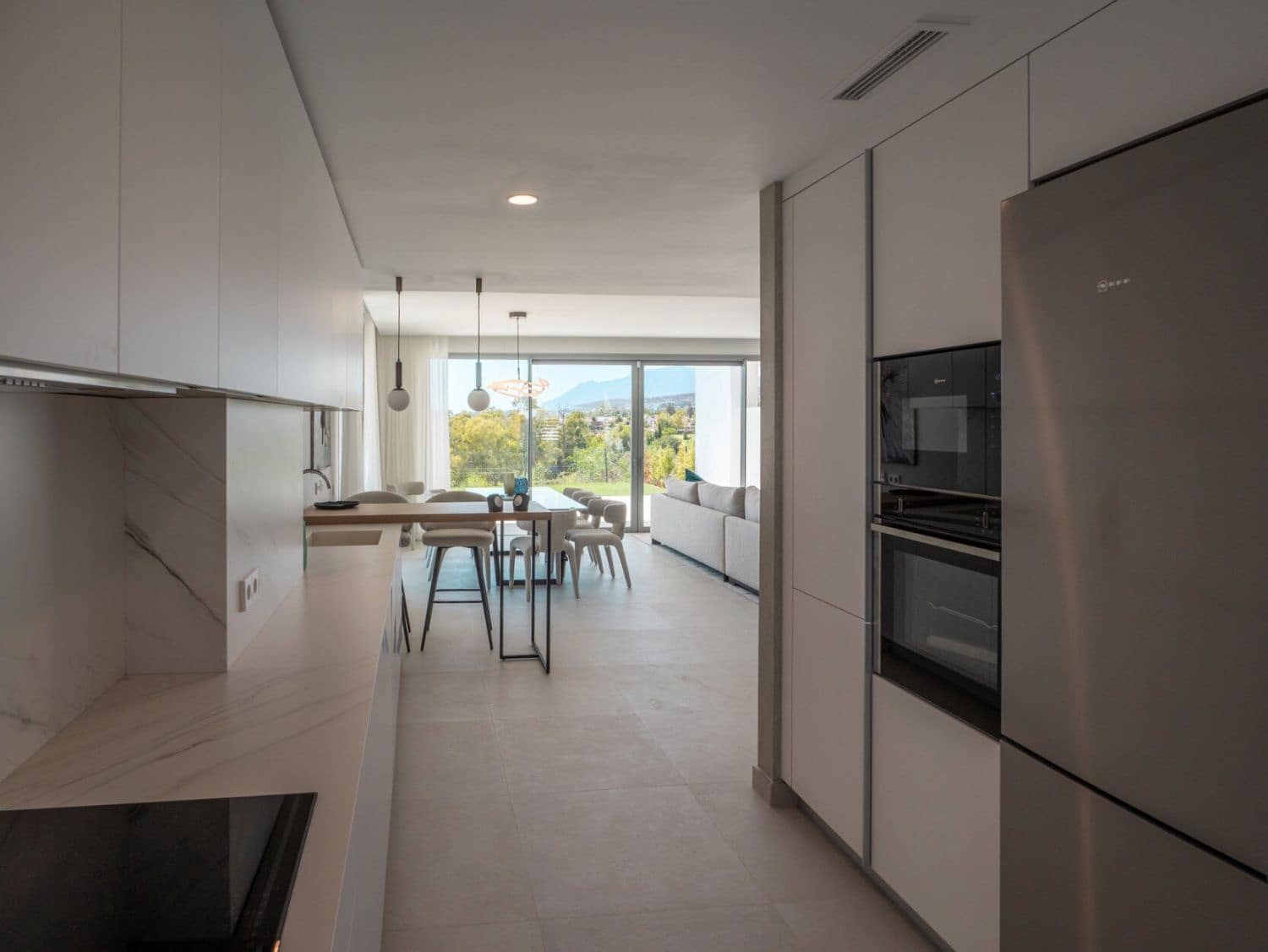 Adosado de 4 habitaciones en San Pedro de Alcantara en alquiler con garaje - 15.000 € (Ref: 9891928)