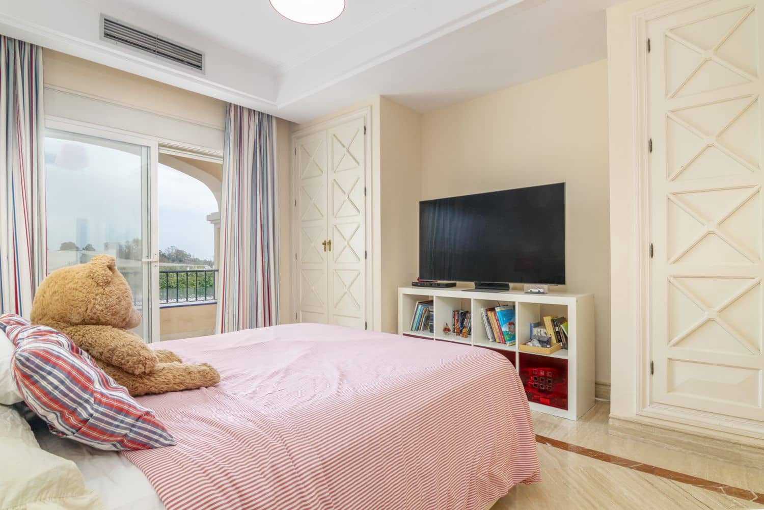 3 quarto Apartamento para venda em Golden Mile com garagem - 1 650 000 € (Ref: 9941992)