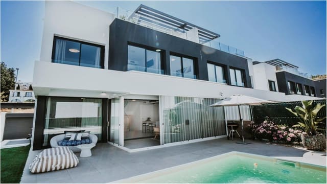 4 soveværelse Villa til leje i Atalaya-Isdabe, Estepona med swimmingpool garage - € 7.000 (Ref: 9959399)