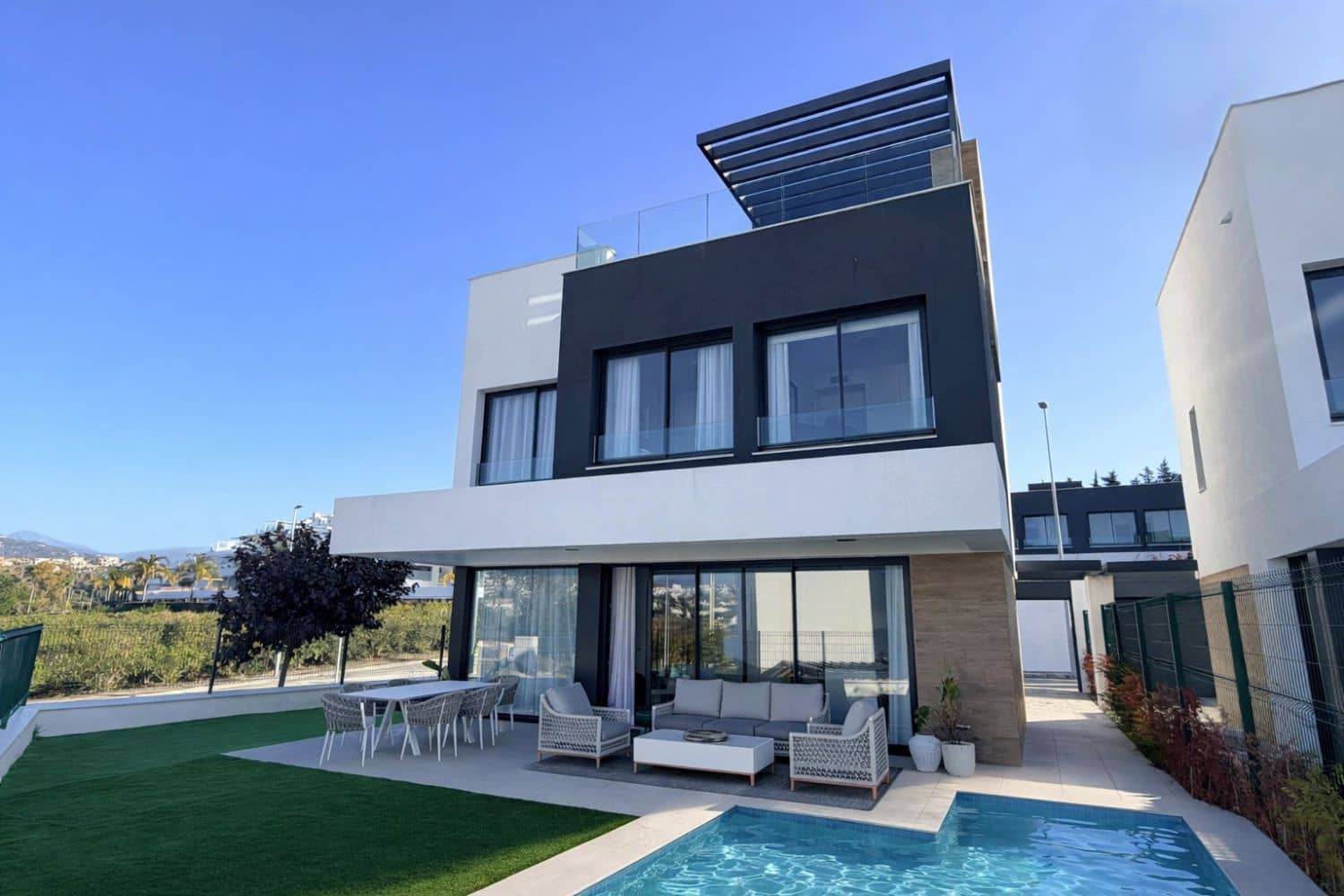 4 soverom Villa til leie i Atalaya-Isdabe med svømmebasseng garasje - € 7 500 (Ref: 9959399)