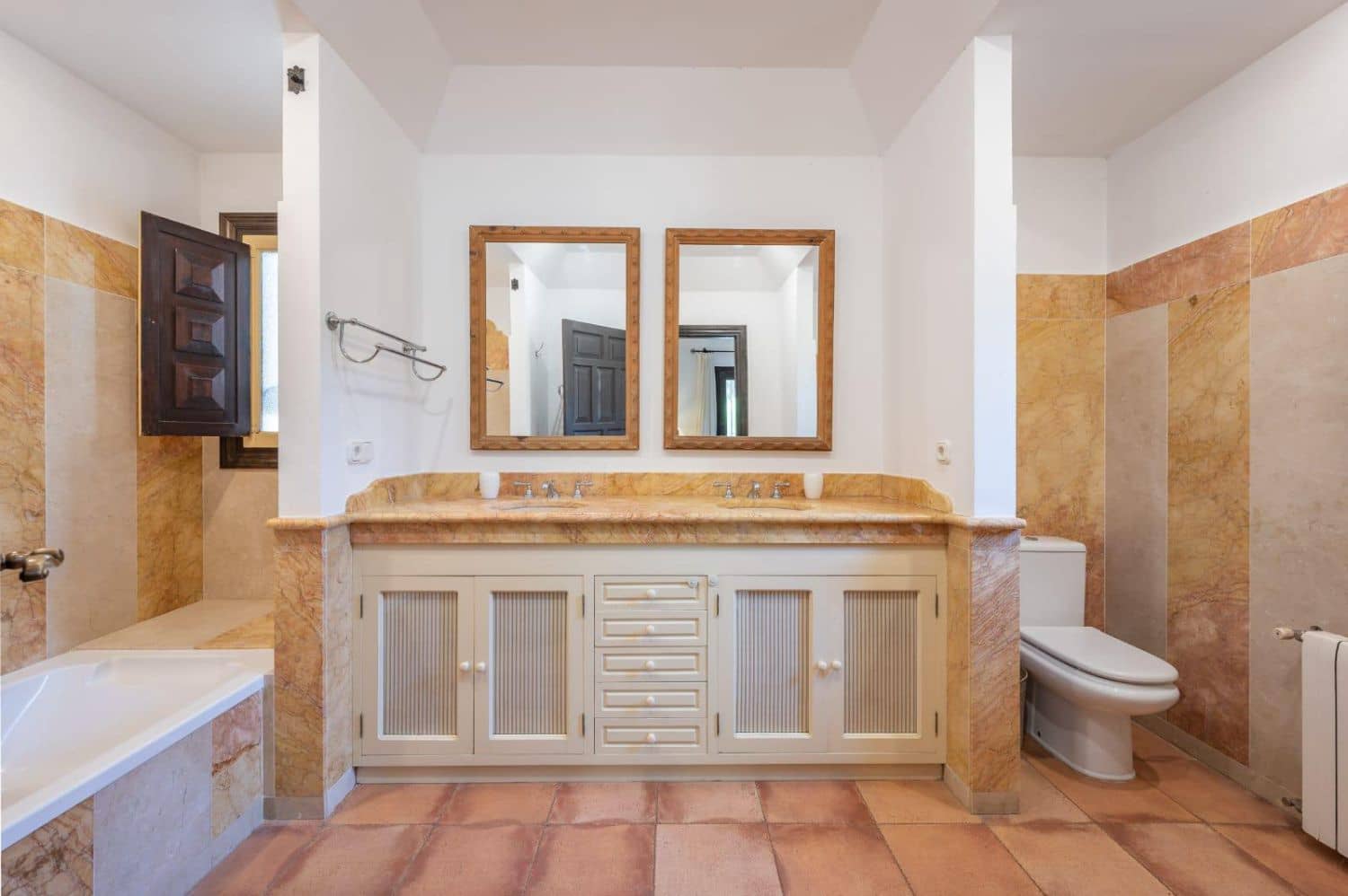 3 sovrum Hus att hyra i Marbella med garage - 3 800 € (Ref: 9959400)