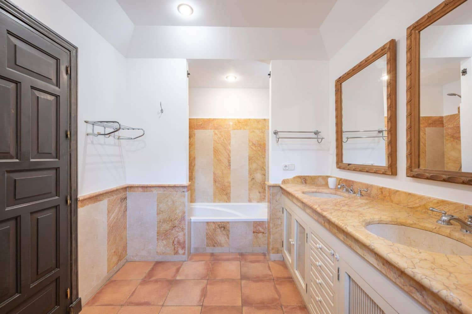 3 sovrum Hus att hyra i Marbella med garage - 3 800 € (Ref: 9959400)