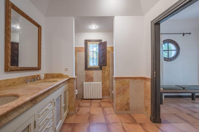 3 soveværelse Byhus til leje i El Rosario, Marbella med garage - € 3.800 (Ref: 9959400)