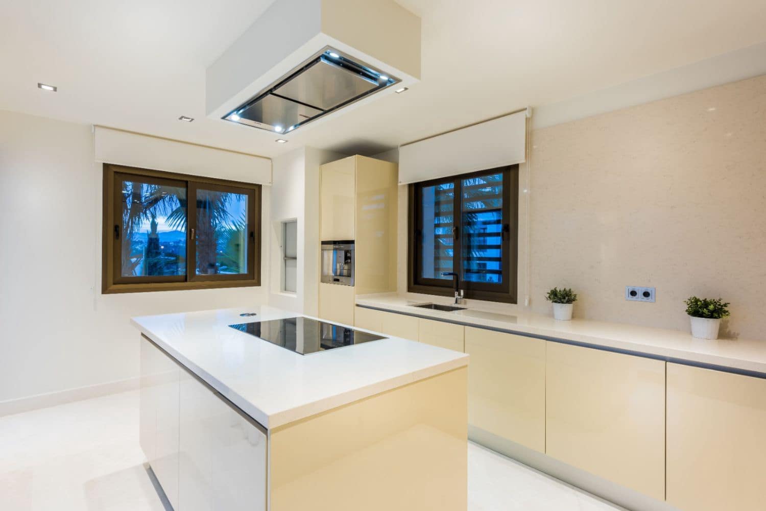 6 camera da letto Villa da affittare in Marbella con piscina garage - 20.000 € (Rif: 9996766)