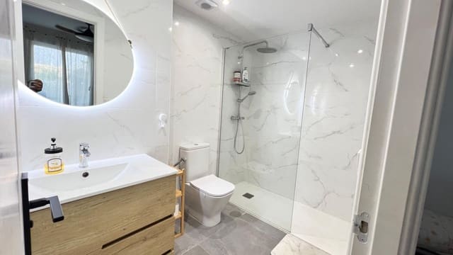Apartamento de 2 habitaciones en Rodeo Alto - Guadaiza - La Campana, Marbella en alquiler con piscina garaje - 2.350 € (Ref: 9996767)