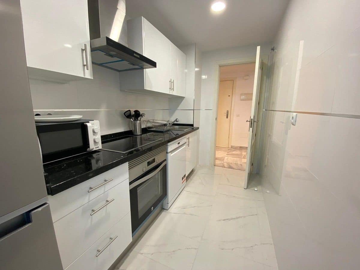 2 camera da letto Appartamento da affittare in Marbella con piscina garage - 1.900 € (Rif: 9999558)