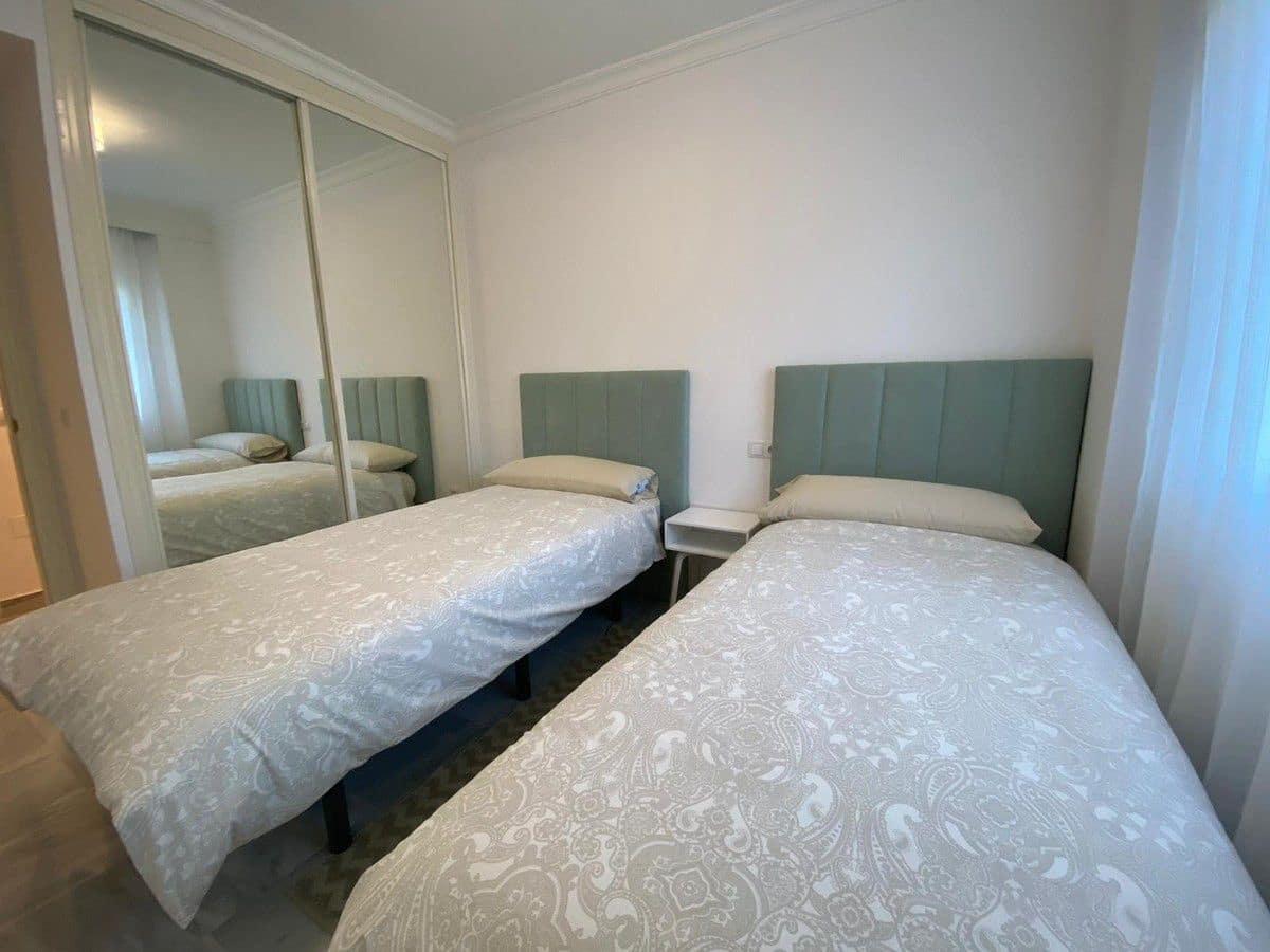 2 camera da letto Appartamento da affittare in Marbella con piscina garage - 1.900 € (Rif: 9999558)