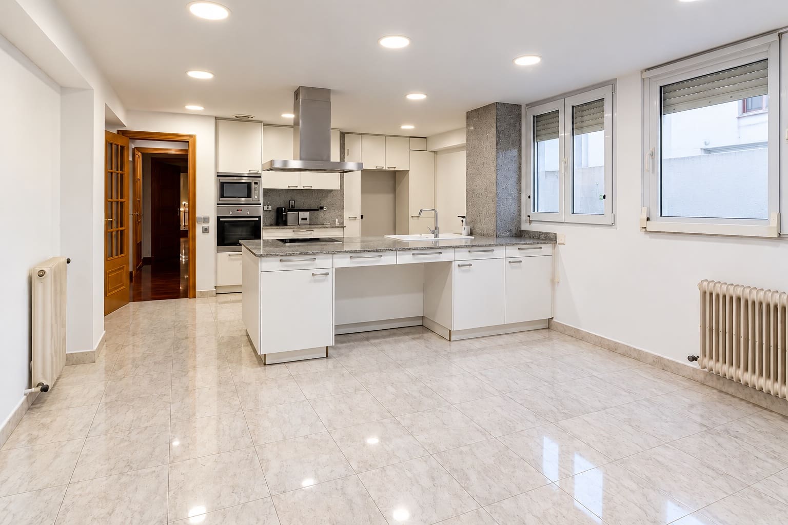 4 sypialnia Mieszkanie na sprzedaż w Miasto Walencja z garażem - 795 000 € (Ref: 10136358)