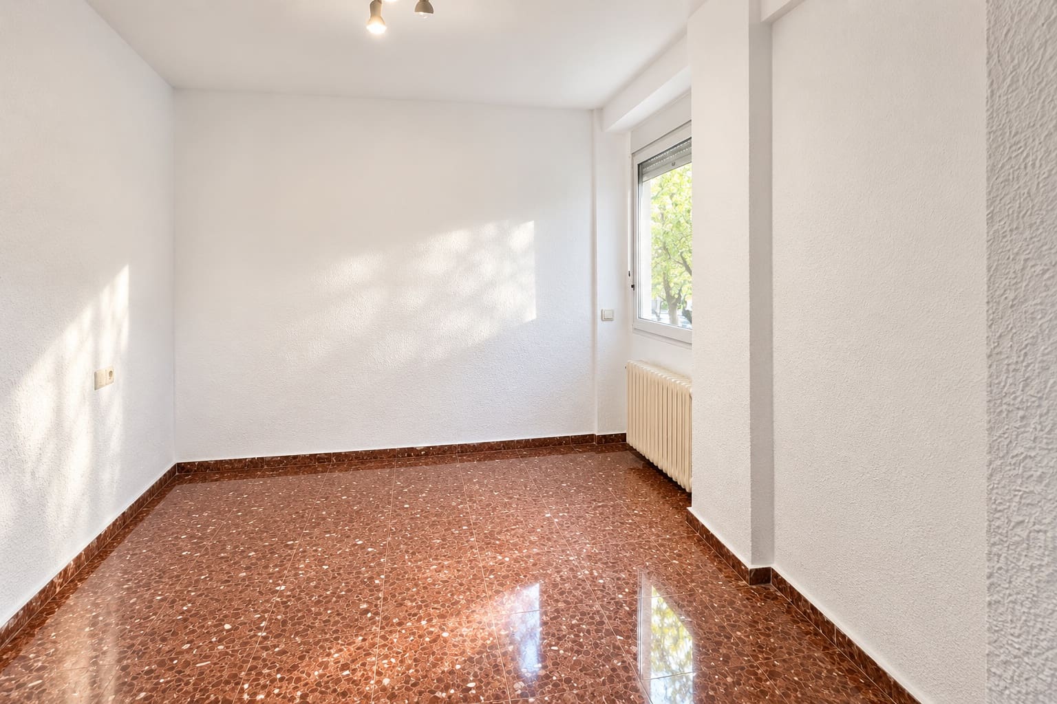 4 sypialnia Mieszkanie na sprzedaż w Miasto Walencja z garażem - 795 000 € (Ref: 10136358)