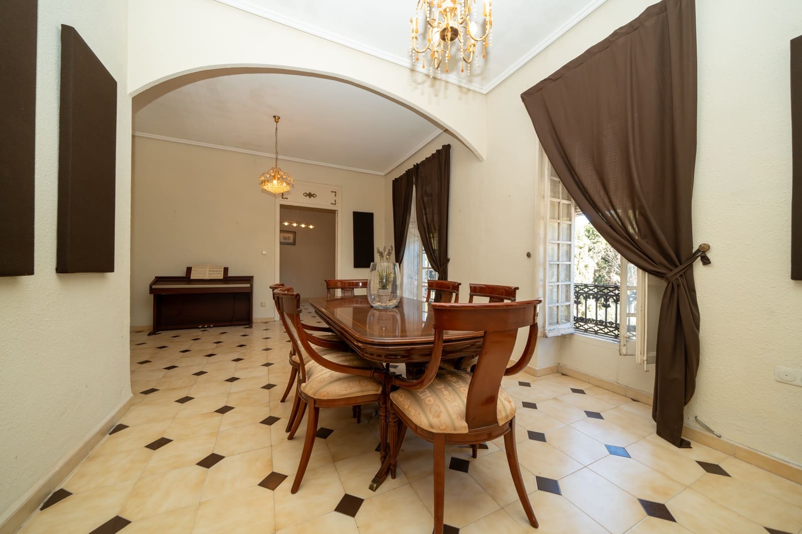 5 bedroom Townhouse for sale in Betera - € 849,750 (Ref: 8887001)