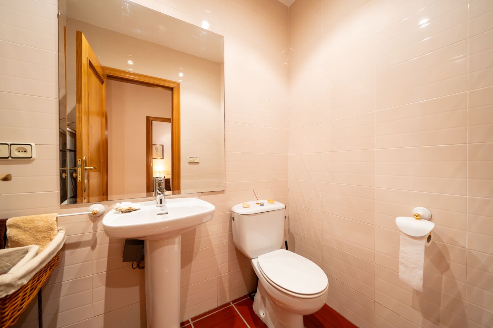 5 bedroom Townhouse for sale in Betera - € 849,750 (Ref: 8887001)