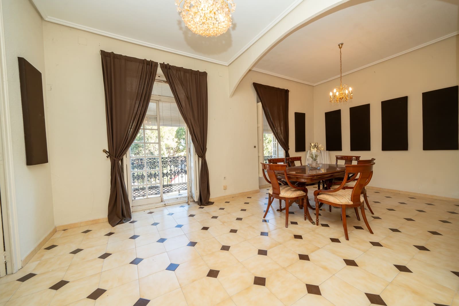 5 bedroom Townhouse for sale in Betera - € 849,750 (Ref: 8887001)