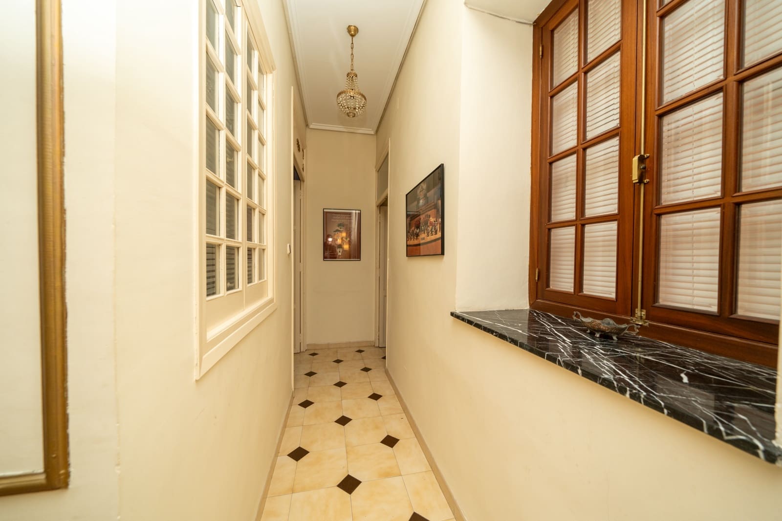 5 bedroom Townhouse for sale in Betera - € 849,750 (Ref: 8887001)