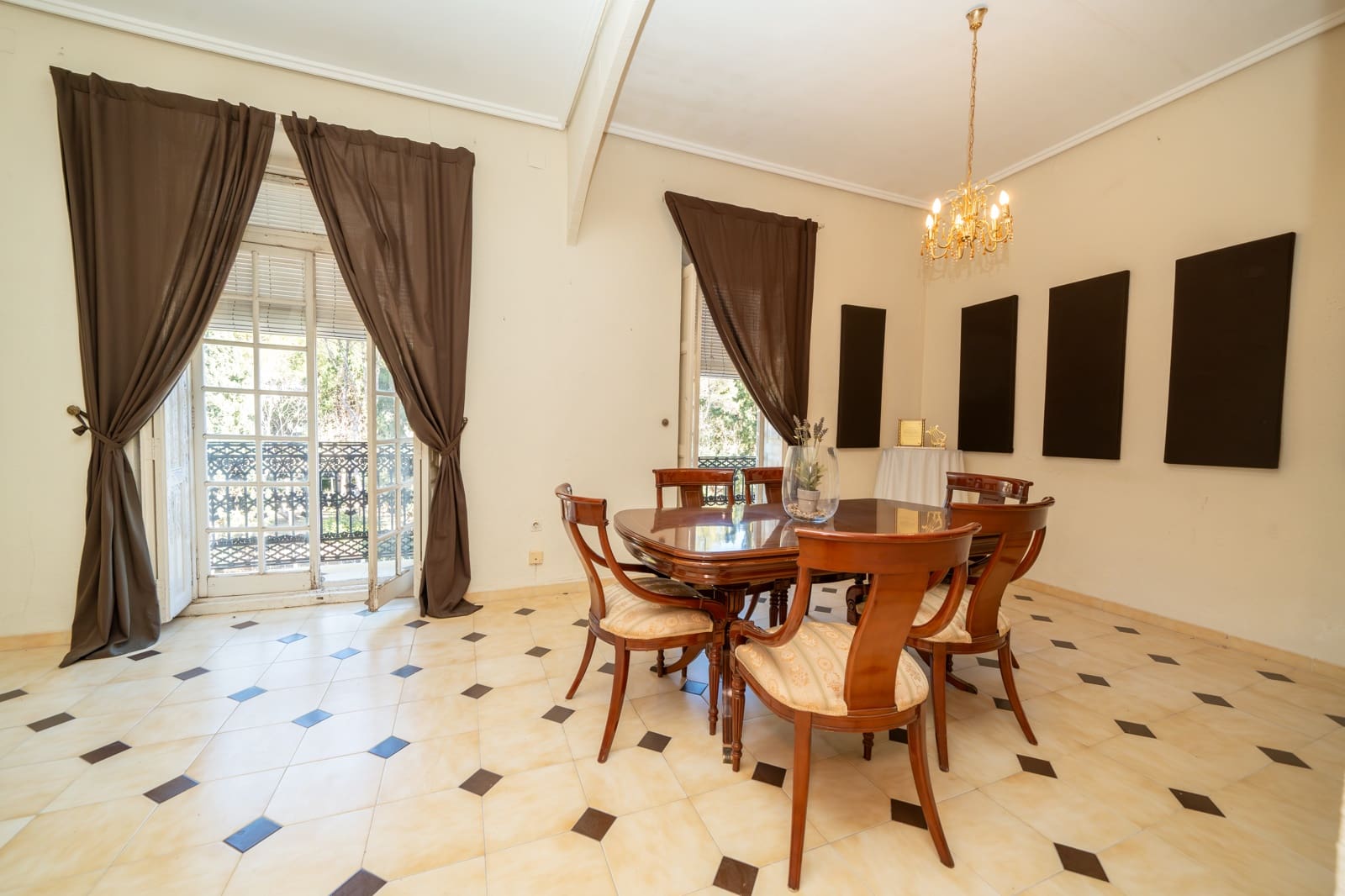 5 bedroom Townhouse for sale in Betera - € 849,750 (Ref: 8887001)