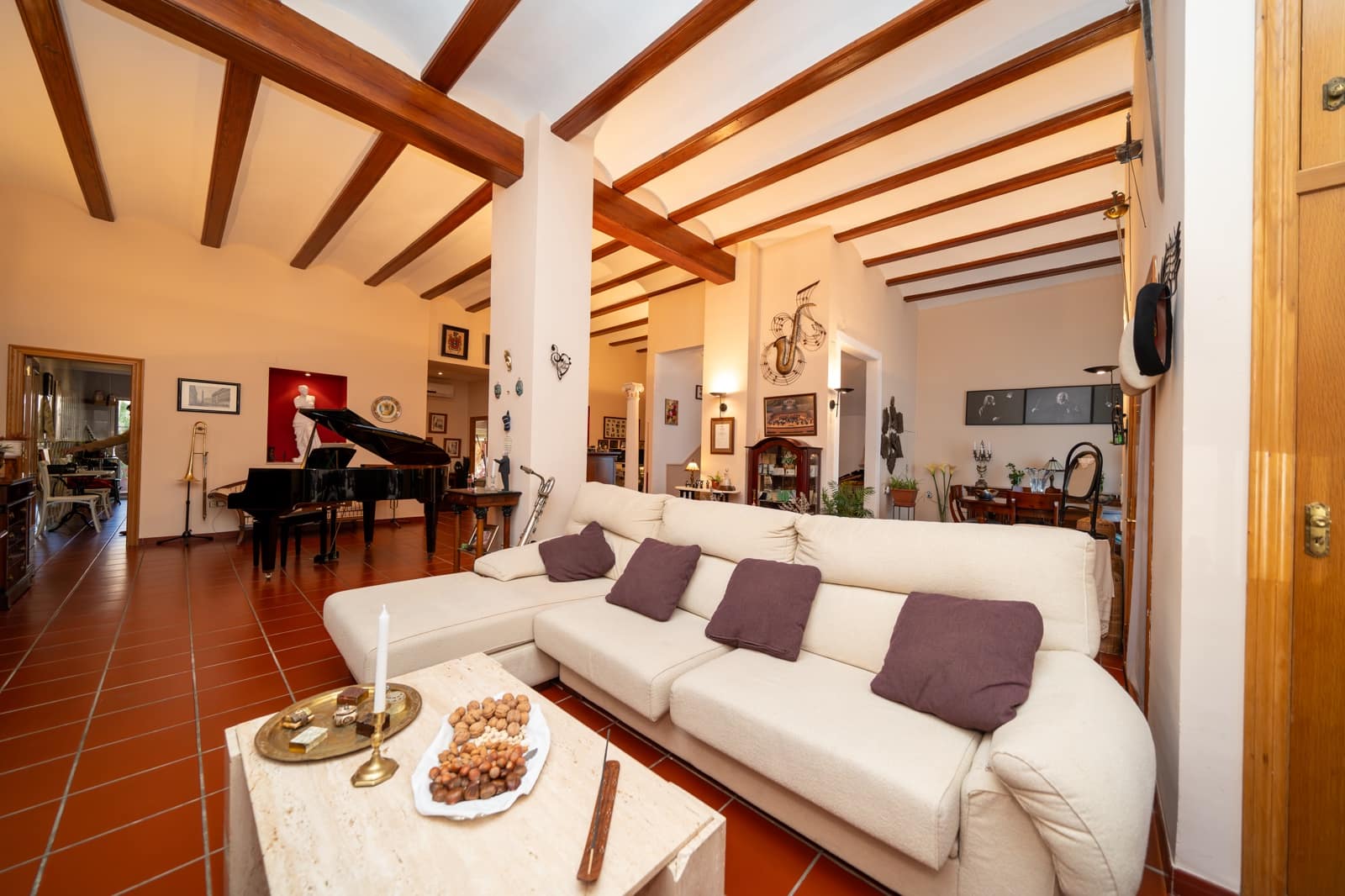 5 bedroom Townhouse for sale in Betera - € 849,750 (Ref: 8887001)