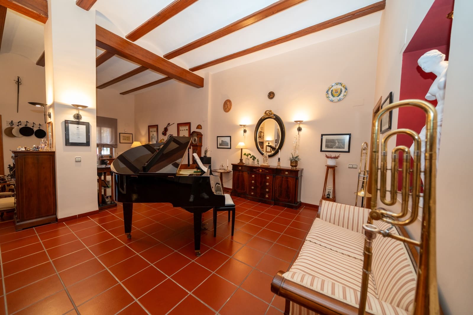 5 bedroom Townhouse for sale in Betera - € 849,750 (Ref: 8887001)