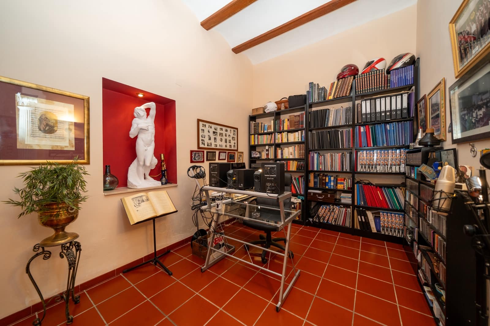 5 bedroom Townhouse for sale in Betera - € 849,750 (Ref: 8887001)