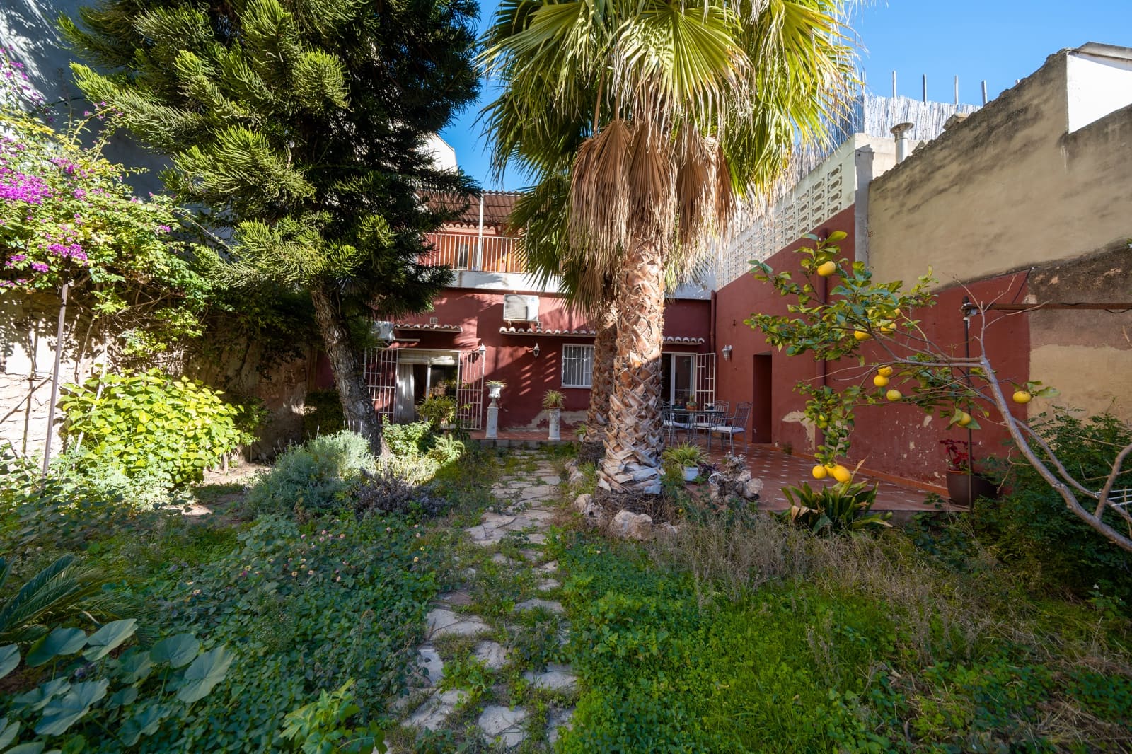 5 bedroom Townhouse for sale in Betera - € 849,750 (Ref: 8887001)