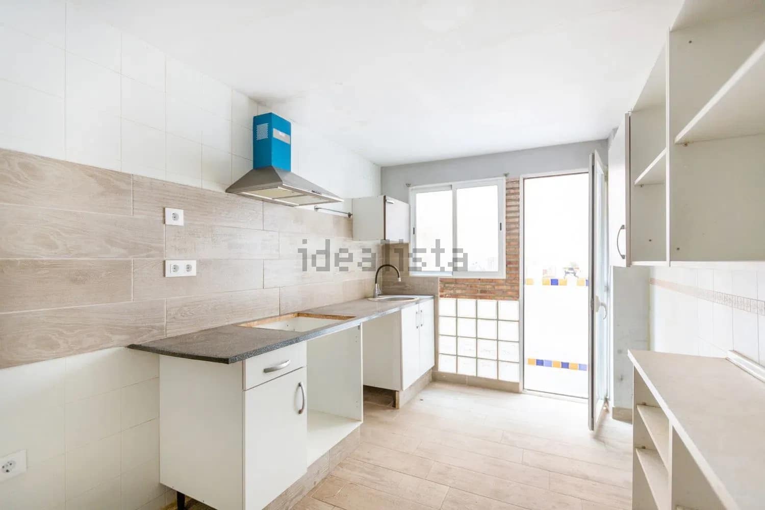 3 makuuhuone Paritalo myytävänä paikassa Serra - 142 000 € (Ref: 9032724)