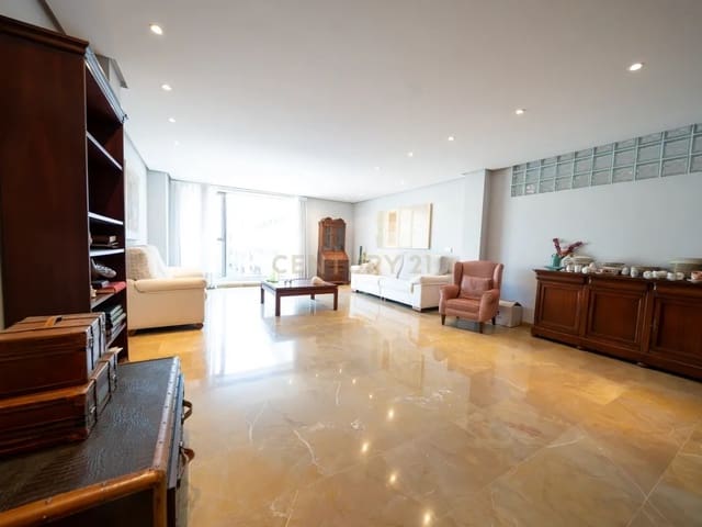 3 bedroom Apartment for sale in Sant Francesc, Valencia city with garage - € 1,200,000 (Ref: 9130566)