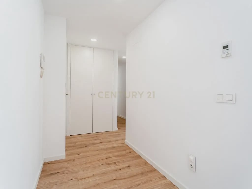 4 sypialnia Mieszkanie na sprzedaż w Miasto Walencja z basenem garażem - 599 000 € (Ref: 9191539)