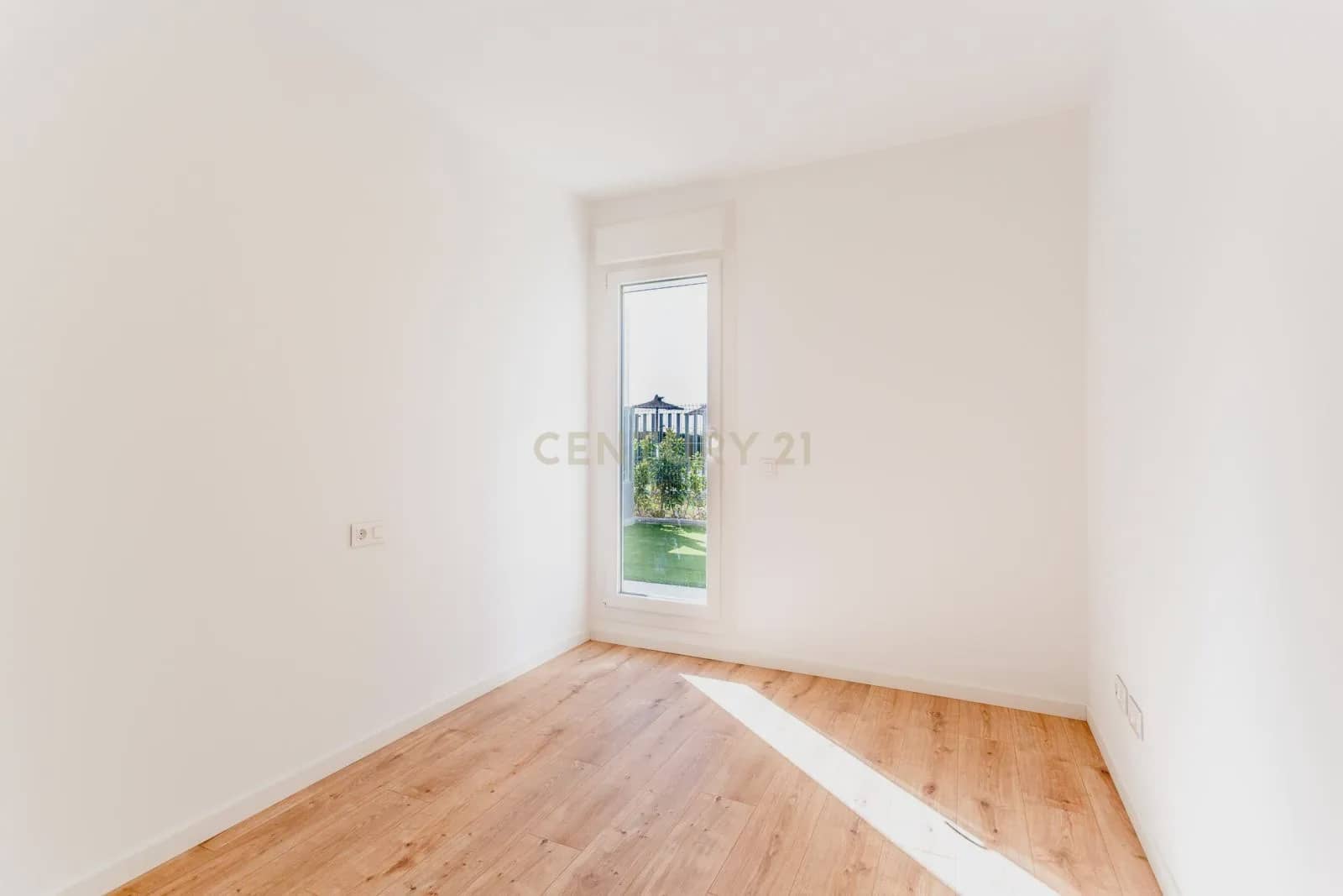 4 sypialnia Mieszkanie na sprzedaż w Miasto Walencja z basenem garażem - 599 000 € (Ref: 9191539)